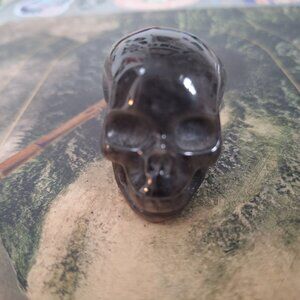 Silver sheen mini skull